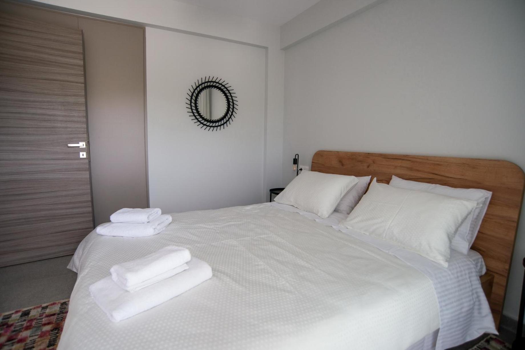 Eugea Apartments Lefkada City Ngoại thất bức ảnh
